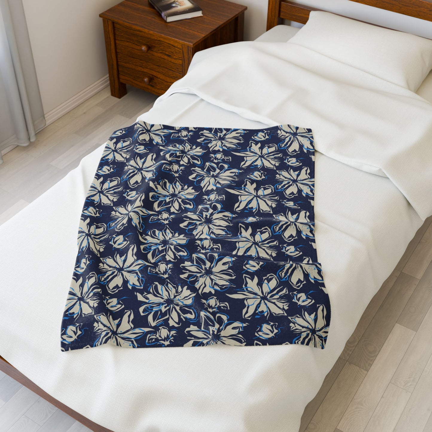 Navy Floral Velveteen Plush Blanket, Cozy Throw for Home, Perfect Gift for Birthdays, Holidays, Living Room Decor, Soft Blanket