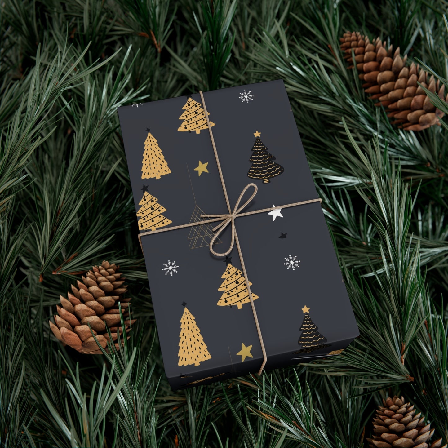 Elegant Black & Gold Holiday Gift Wrap Paper - Christmas Tree & Star Design